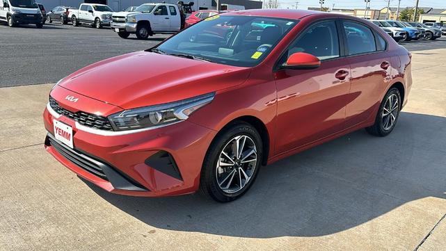 2023 kia forte lxs