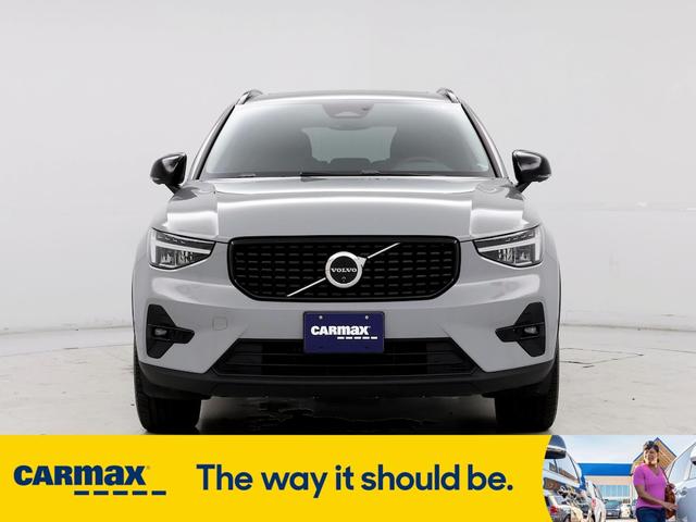 2024 volvo xc40 b5 plus bright theme