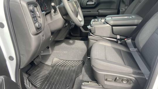 new 2024 chevrolet silverado 1500 custom crew cab short bed 4wd