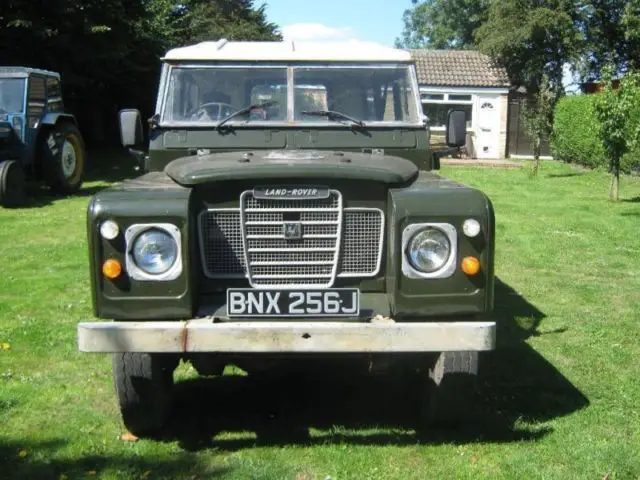 rare! 1970 land rover series 2a! 109 wheel base/ uk spec