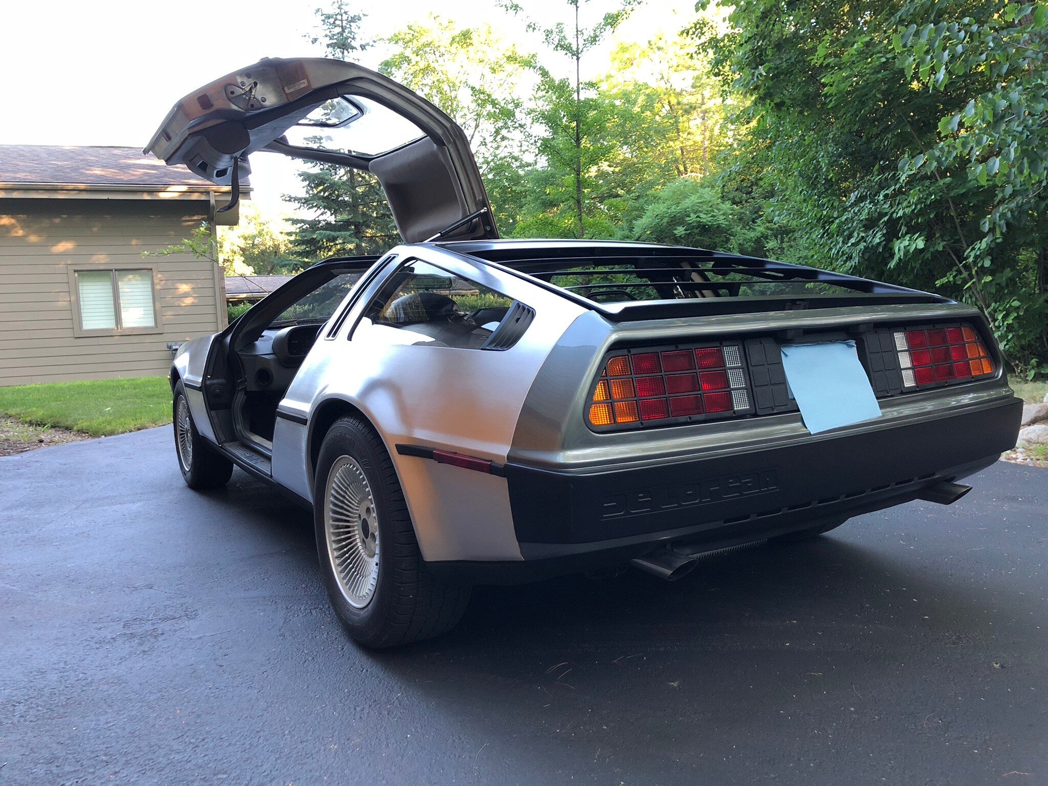 delorean dmc-12