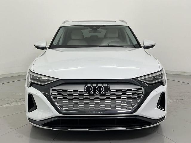 2024 audi q8 e-tron premium plus