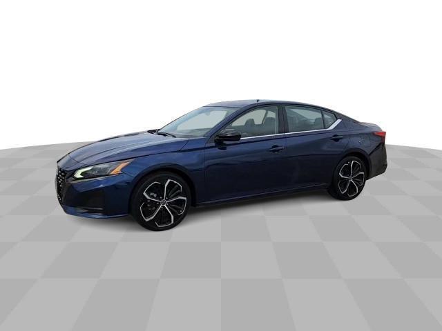 2023 nissan altima 2.5 sr