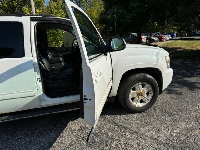 2011 chevrolet avalanche 1500 lt