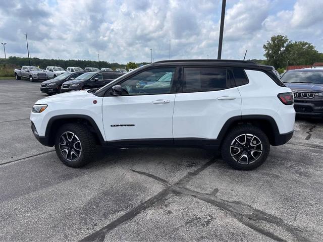 2024 jeep compass trailhawk
