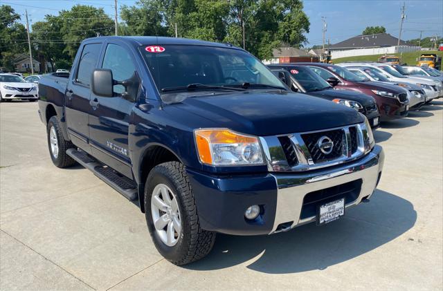 2012 nissan titan sv