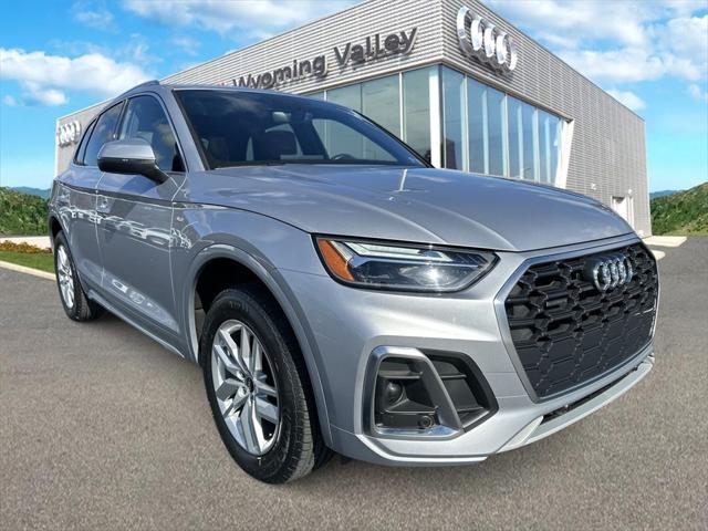 2022 audi q5 45 s line premium