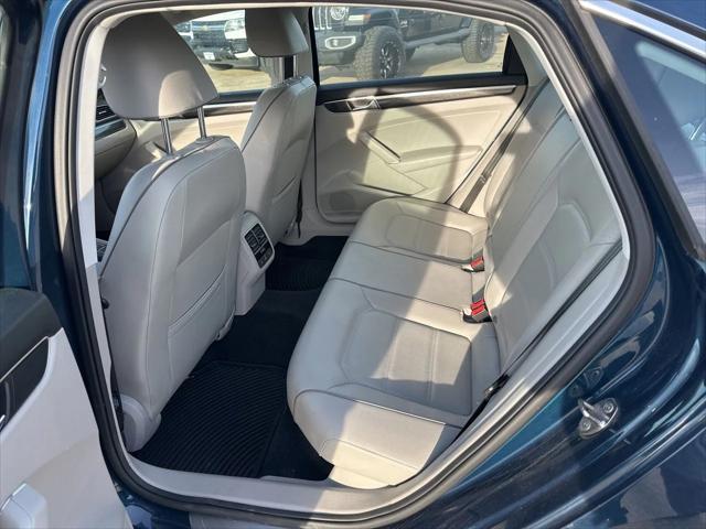 2018 volkswagen passat 2.0t se