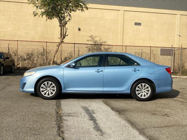 2012 toyota camry se