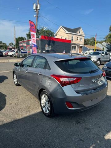 2013 hyundai elantra gt base
