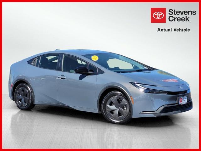 2023 toyota prius le