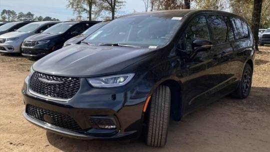 2024 Chrysler Pacifica hybrid select