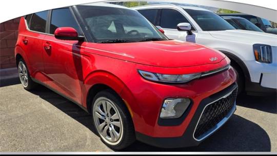 2022 kia soul lx