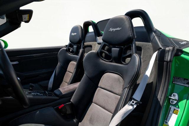 2021 porsche 718 spyder base