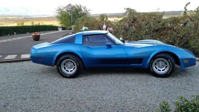 1982 chevrolet corvette coupe 5.7l v8 automatic rwd glass top leather california