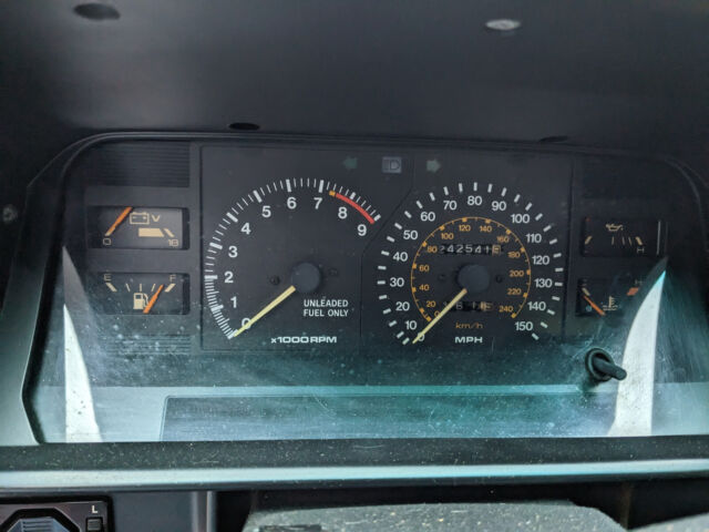 1986 toyota mr2 - 5 speed manual
