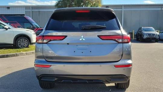 2022 Mitsubishi Outlander