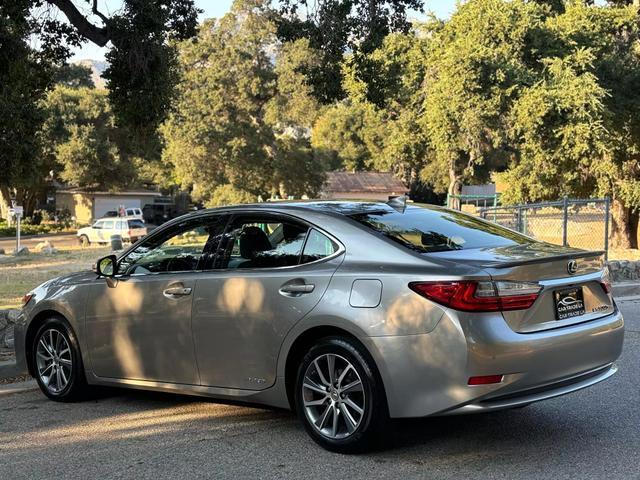 2017 lexus es 300h base