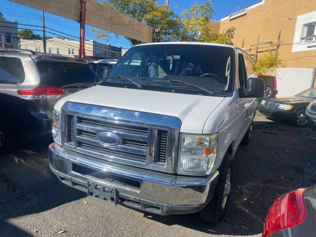 2010 ford e350 super duty xlt