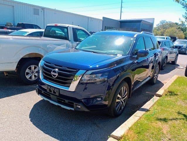 2022 nissan pathfinder platinum in daphne, alabama