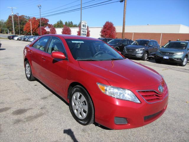 2011 toyota camry le