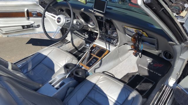 1975 corvette stringray converible