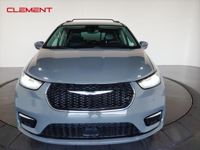 2022 chrysler pacifica touring l