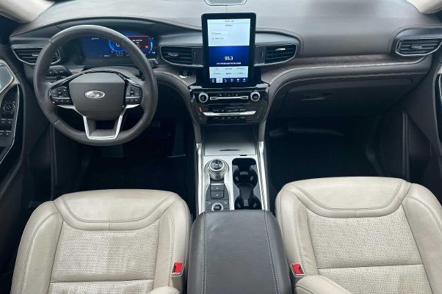 2021 ford explorer platinum