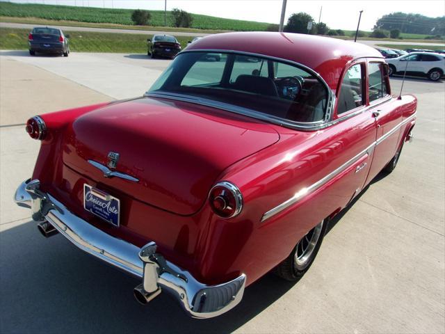 1954 ford crestline
