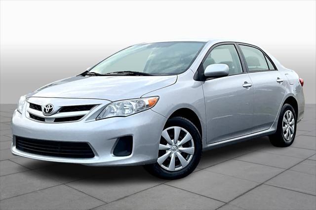 2011 toyota corolla le