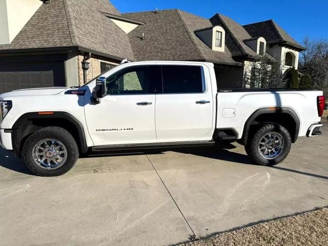 2024 gmc sierra 2500 hd crew cab denali pickup 4d 8 ft in tulsa, oklahoma