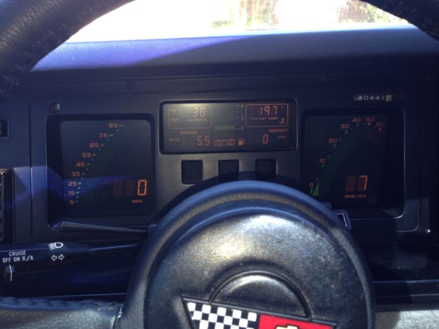 1987 corvette coupe - restored - must sell - price reduced