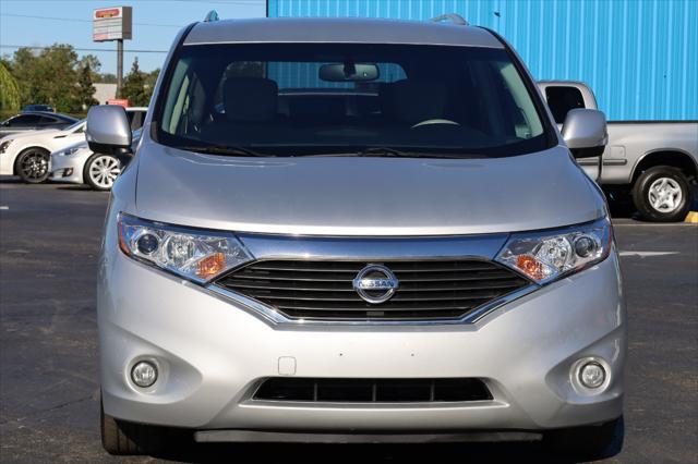 2015 nissan quest platinum
