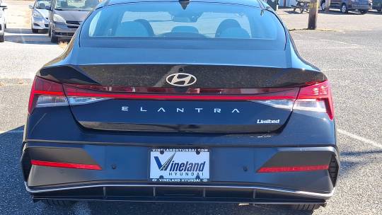 2024 Hyundai Elantra