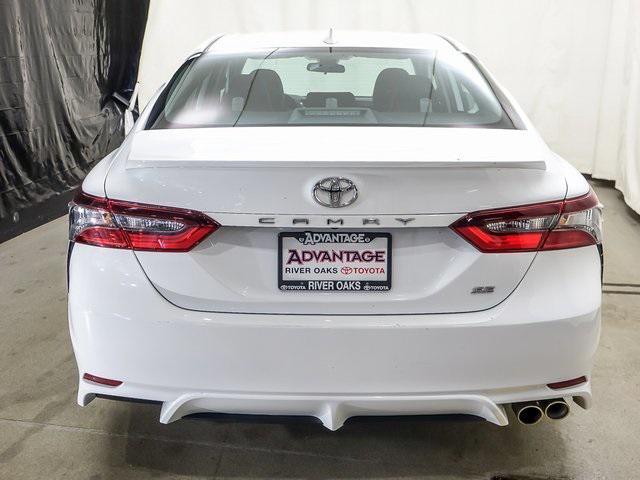 2024 toyota camry se