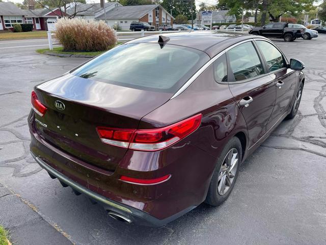 2019 kia optima s