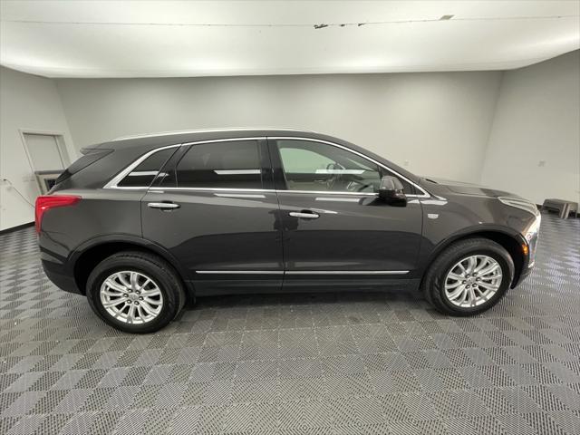 2017 cadillac xt5 base