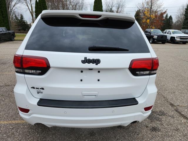 2020 jeep grand cherokee altitude