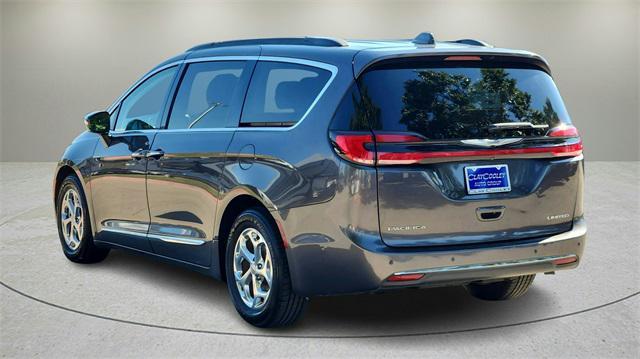 2022 chrysler pacifica limited