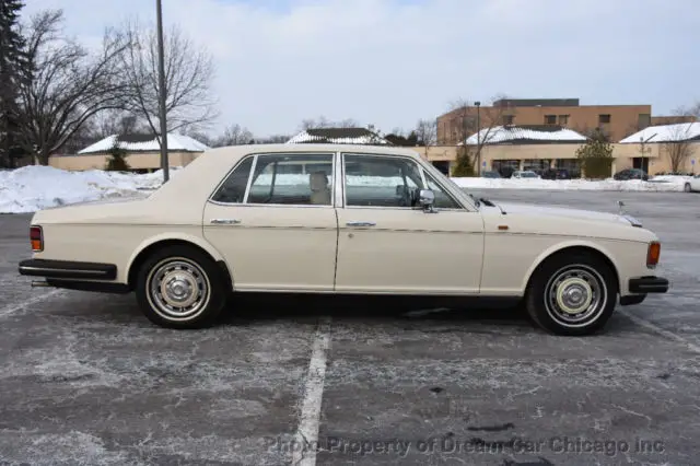 1984 rolls royce silver spirit sedan !!! good miles !!! just serviced !!! wow !!
