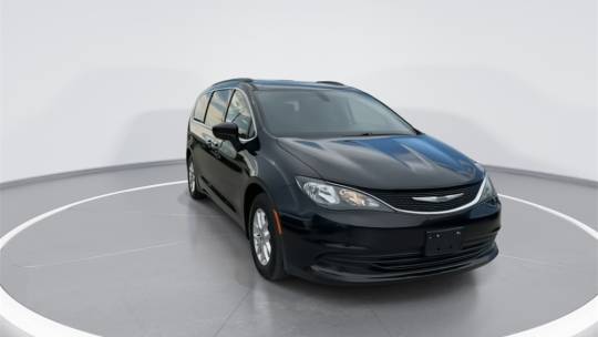 2020 Chrysler Voyager