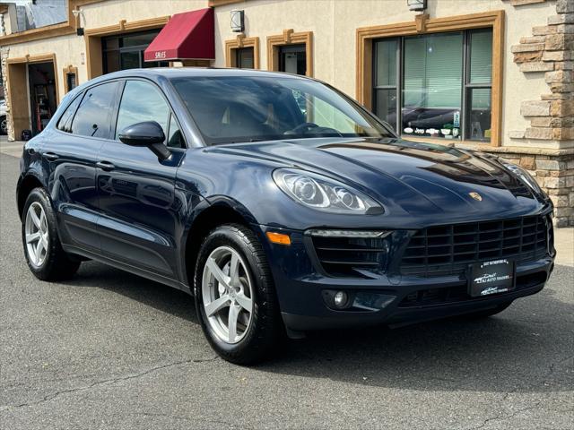 2018 porsche macan base