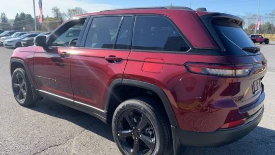 2025 Jeep Grand Cherokee