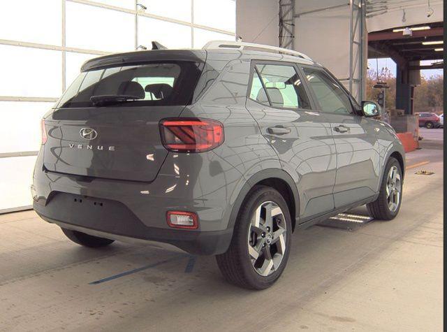 2021 hyundai venue sel