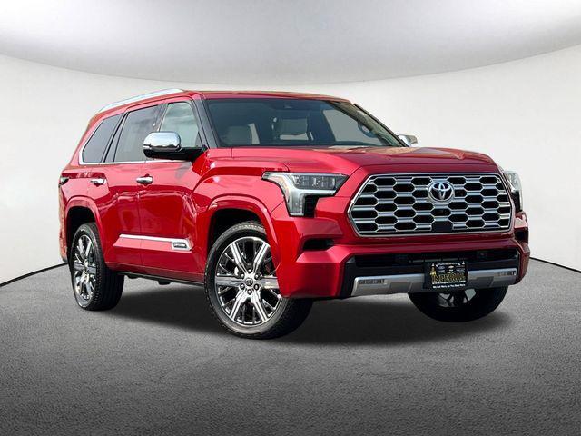 2023 toyota sequoia base