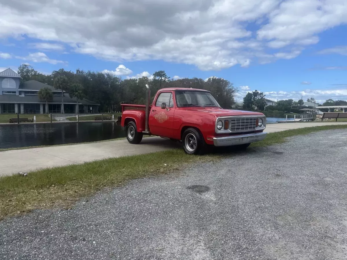 1978 dodge d150 red little red express