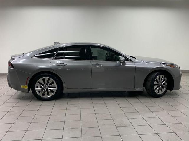 2022 toyota mirai xle