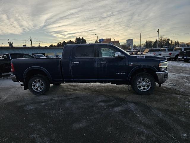 2022 ram 3500 laramie mega cab 4x4 6'4' box