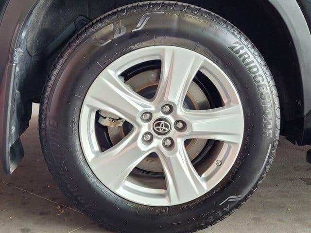 2023 toyota highlander hybrid le in milpitas, california