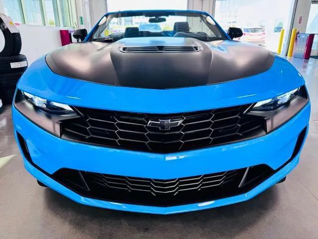 2023 chevrolet camaro rwd convertible lt1